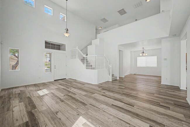 Photo - 42323 N 46th Dr