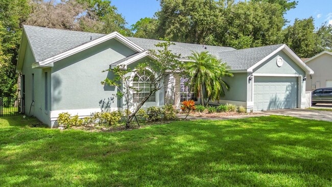Building Photo - Discover your peaceful retreat in Wekiwa W... Rental