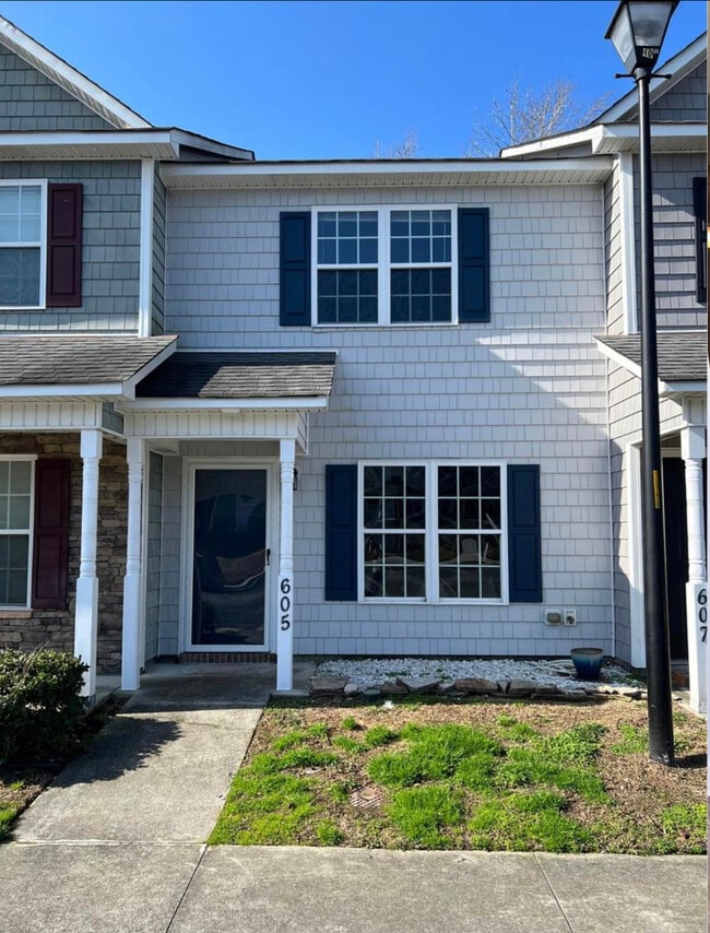 Front of townhouse - 27 E Doris Ave