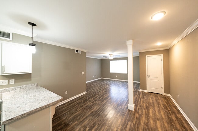 Photo - Cascade Place Apartments