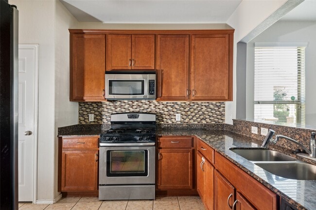 Photo - 1819 Killiney Ct