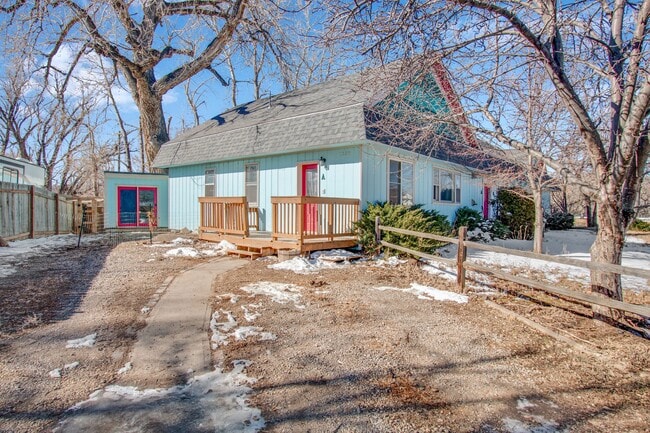 Cute duplex at the end of a culdesac - 3529 Vernon Drive Townhome