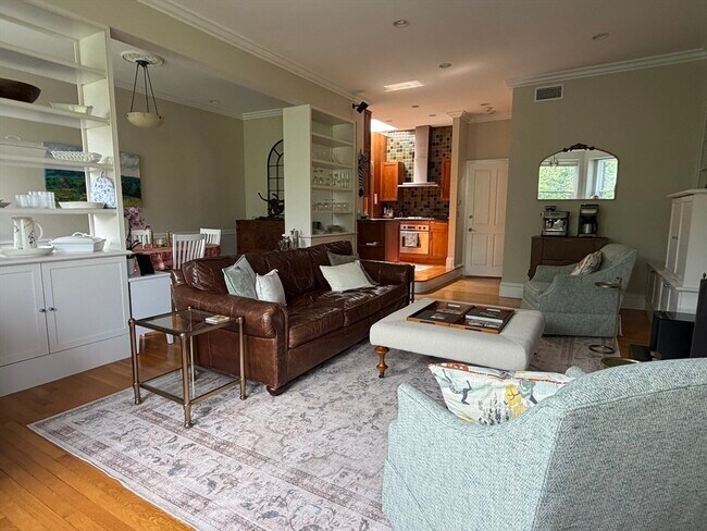 Photo - 246 Marlborough St Unidad 9/10