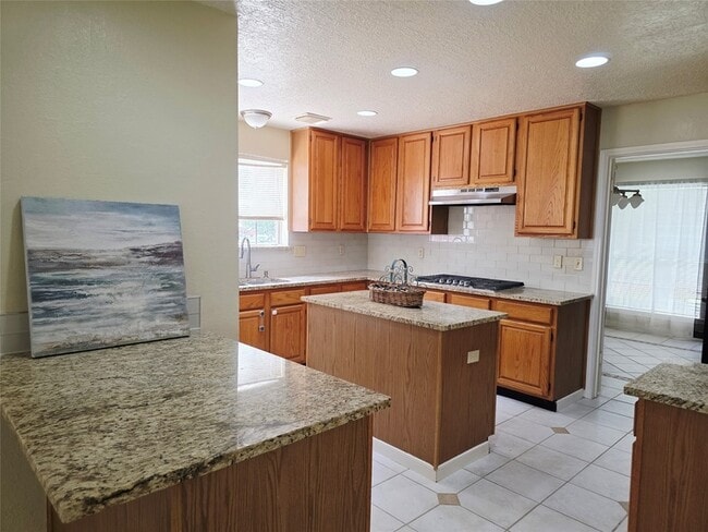 Building Photo - 10306 Jockey Club Dr Rental