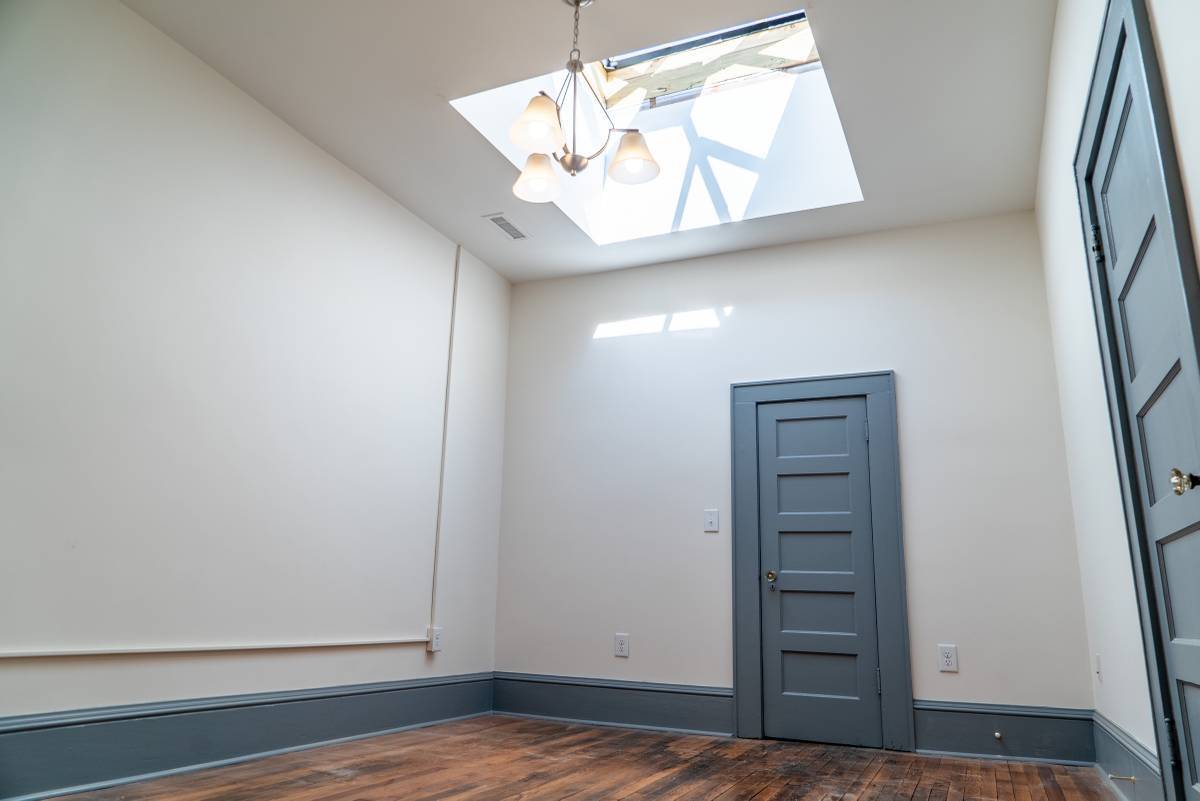 Photo - 87-A West Main