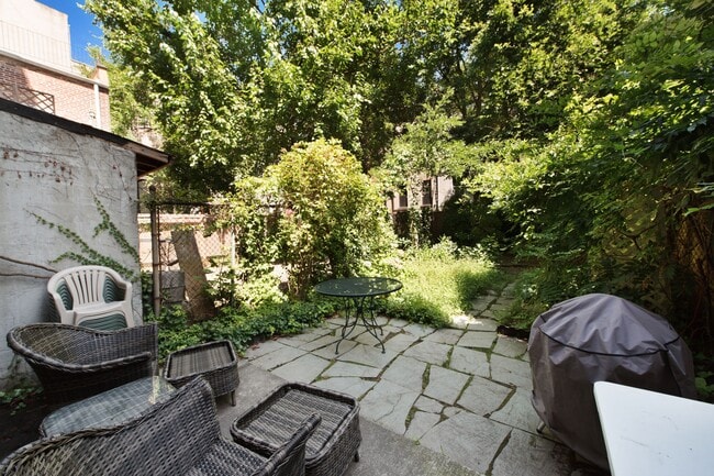 Photo - 115 W 130th St