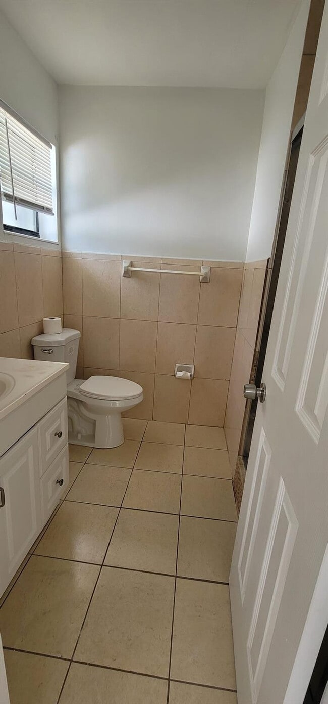 Photo - 4460 NW 4th St