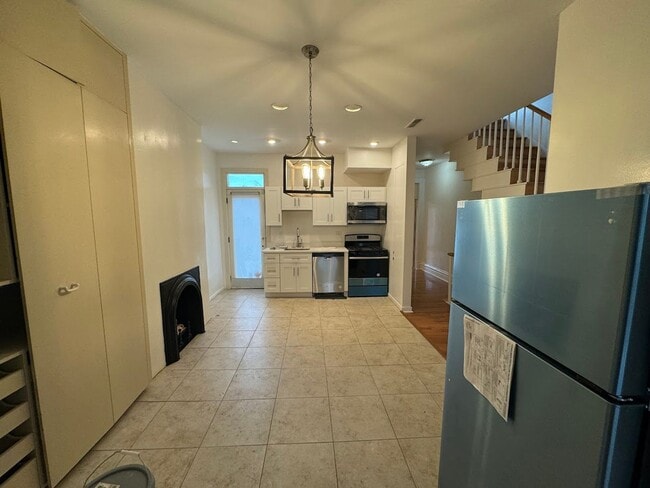 Photo - 5429 Howe St Unit 2nd