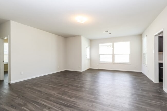Photo - 3619 Spy Glass Hill Dr
