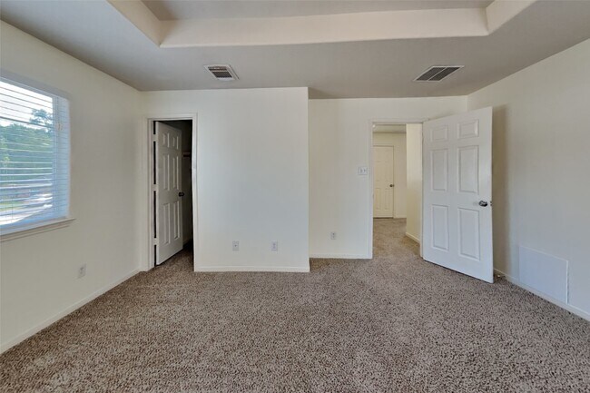 Photo - 5018 Woodland Meadows Ln