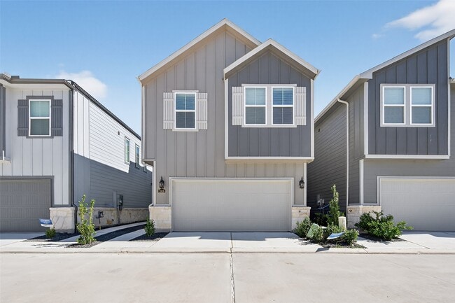 Building Photo - 1518 Red Acer Dr