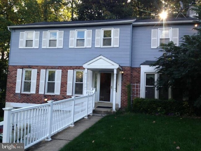 135 Eaton Dr