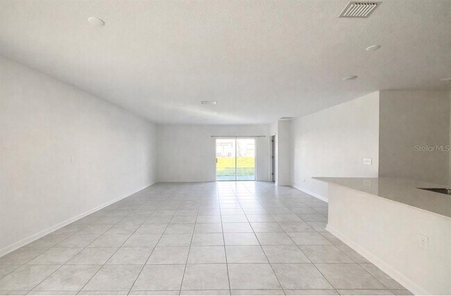 Photo - 1580 Marksman Rd