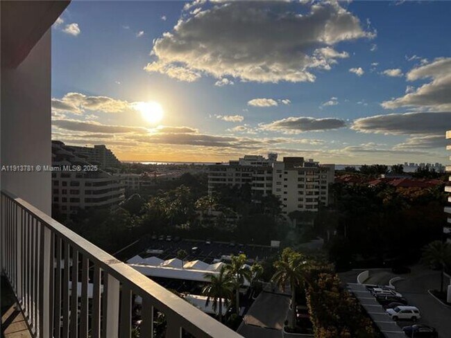 Photo - 200 Ocean Ln Dr Unit 200 Ocean Lane Dr 909