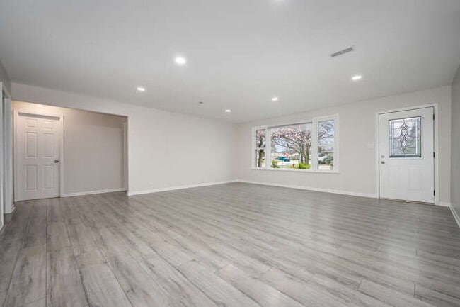 Photo - 9359 Ridgeland Ave