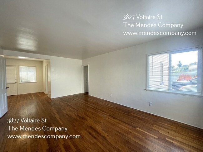 Photo - 3827 Voltaire St