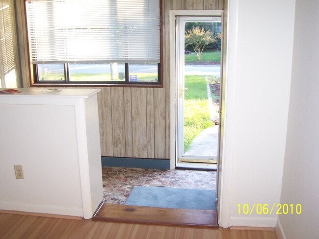 Photo - 1822 Ector Rd