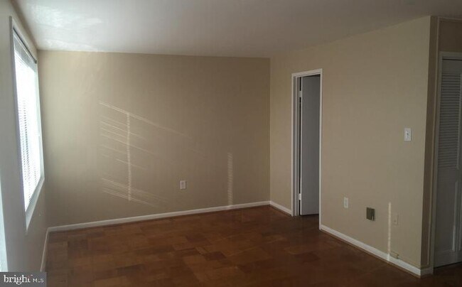 Photo - 10201 Grosvenor Pl Unit 1123