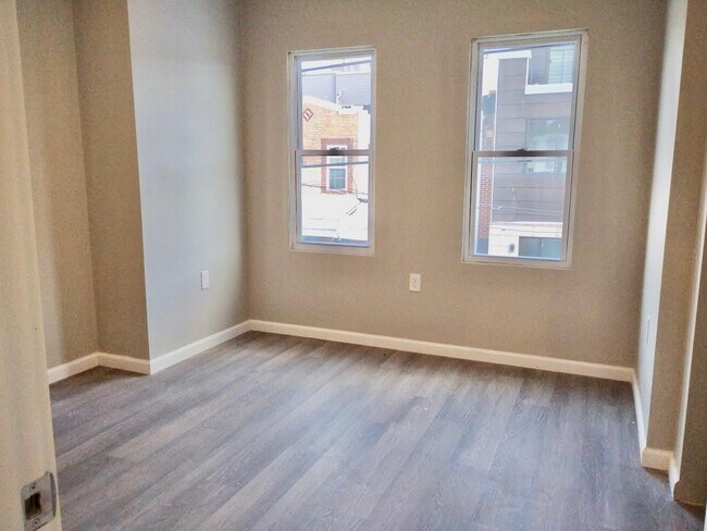 Photo - 1536 S Napa St