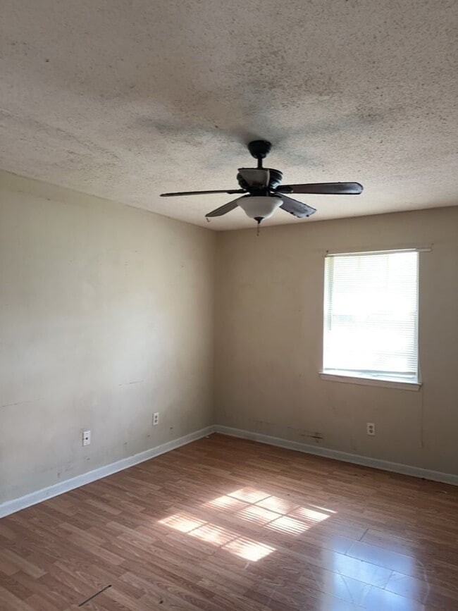 4159 Willard Dr