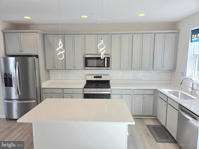 Photo - 13146 Dowdens Sta Wy