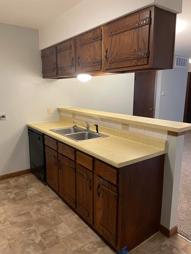 Photo - 1415 Hennessey St Unit 23