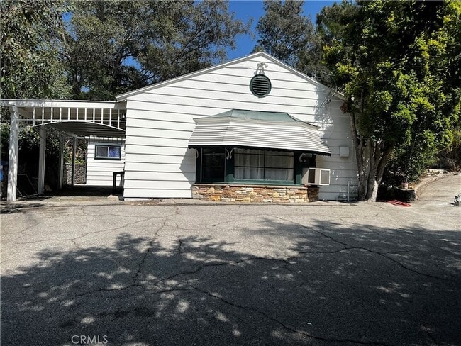 Photo - 10630 Hillhaven Ave