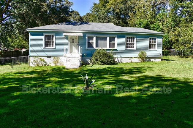 Photo - 6123 Warner Rd