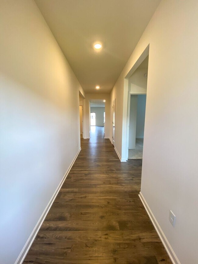 4 Bedroom, 2 Bath in Somerville built in 2023 House House Rental in