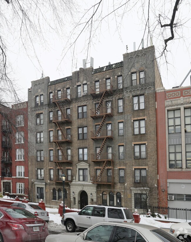410 Eastern Parkway