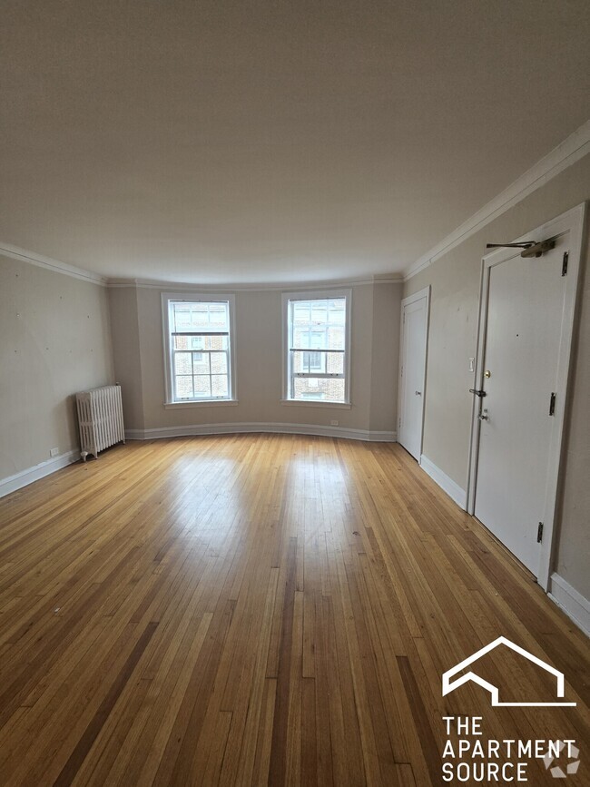Building Photo - 909 Elmwood Ave Unit F3 Rental