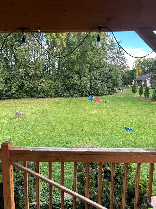 Photo - 2193 Packerland Dr