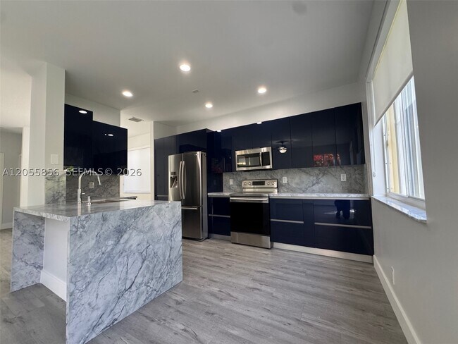 Photo - 4319 Greenbriar Ln