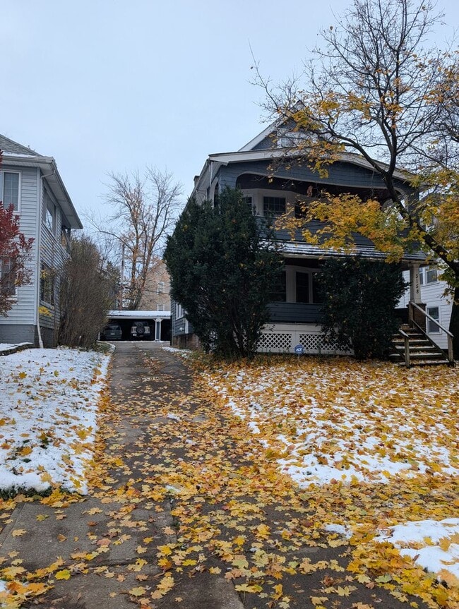 Photo - 3160 Meadowbrook Blvd House