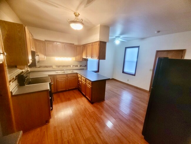 Photo - 2159 S 11th St