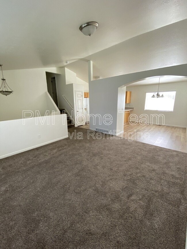 Photo - 1639 W 600 N