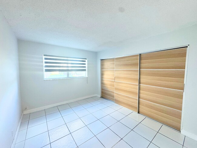 Building Photo - 4403 Treehouse Ln