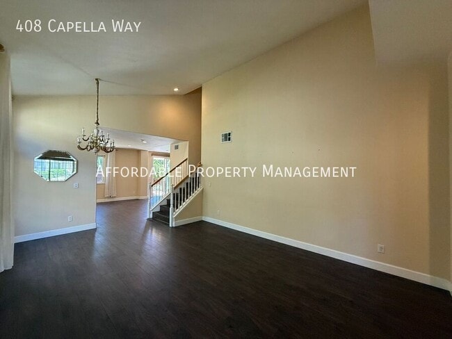 Photo - 408 Capella Way