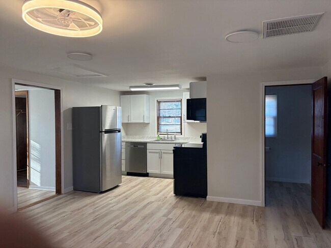 Photo - 2 Bedroom 1 Bath Home in Jarvisburg $1950/mo