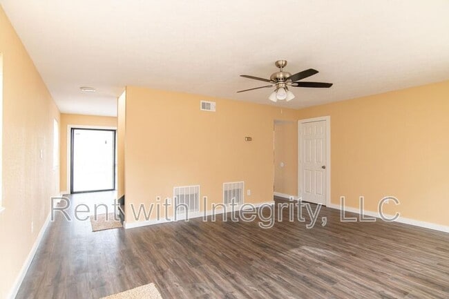 Photo - 3422 Orlando Dr Unit Apt 4
