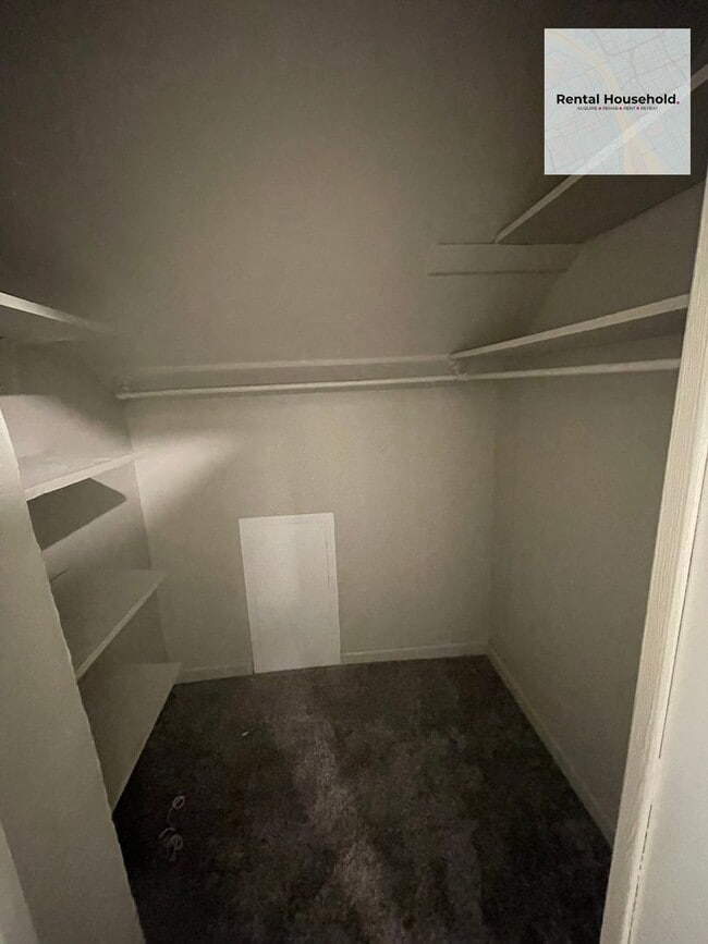 Photo - Adorable 2 Bedroom Located in Livonia