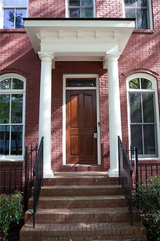 Photo - 839 Inman Vlg Pkwy NE
