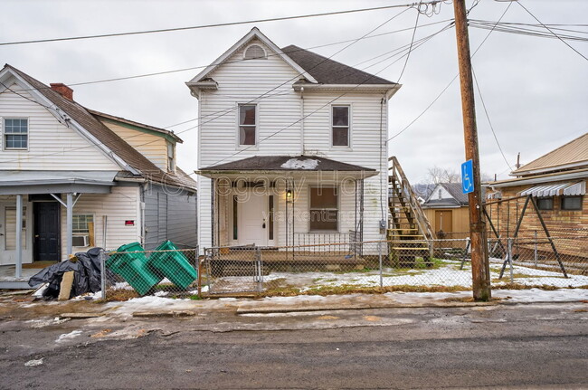 Building Photo - 1409 Hamill Ave