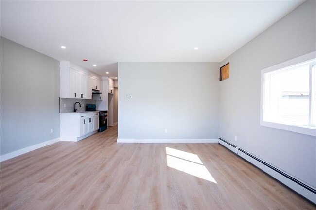 Photo - 735 Broadway Unit 1