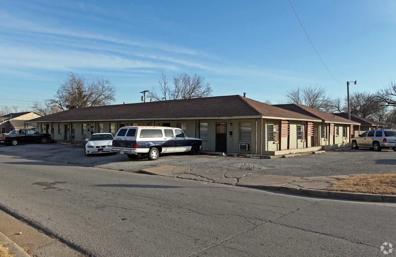 Gary Court - Gary Court Apartments