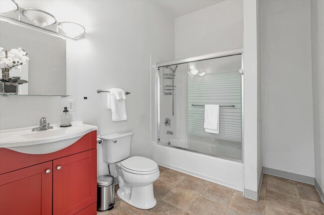 Photo - 1416 12th St