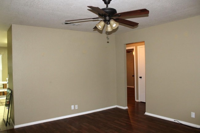 Photo - 4306 Gleneagles Dr Unit A