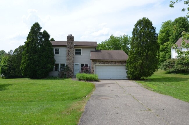 Photo - 7 Rivendell Dr