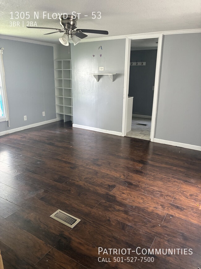 Photo - 1305 N Floyd St