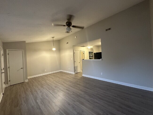 Photo - 147 Marlene Dr